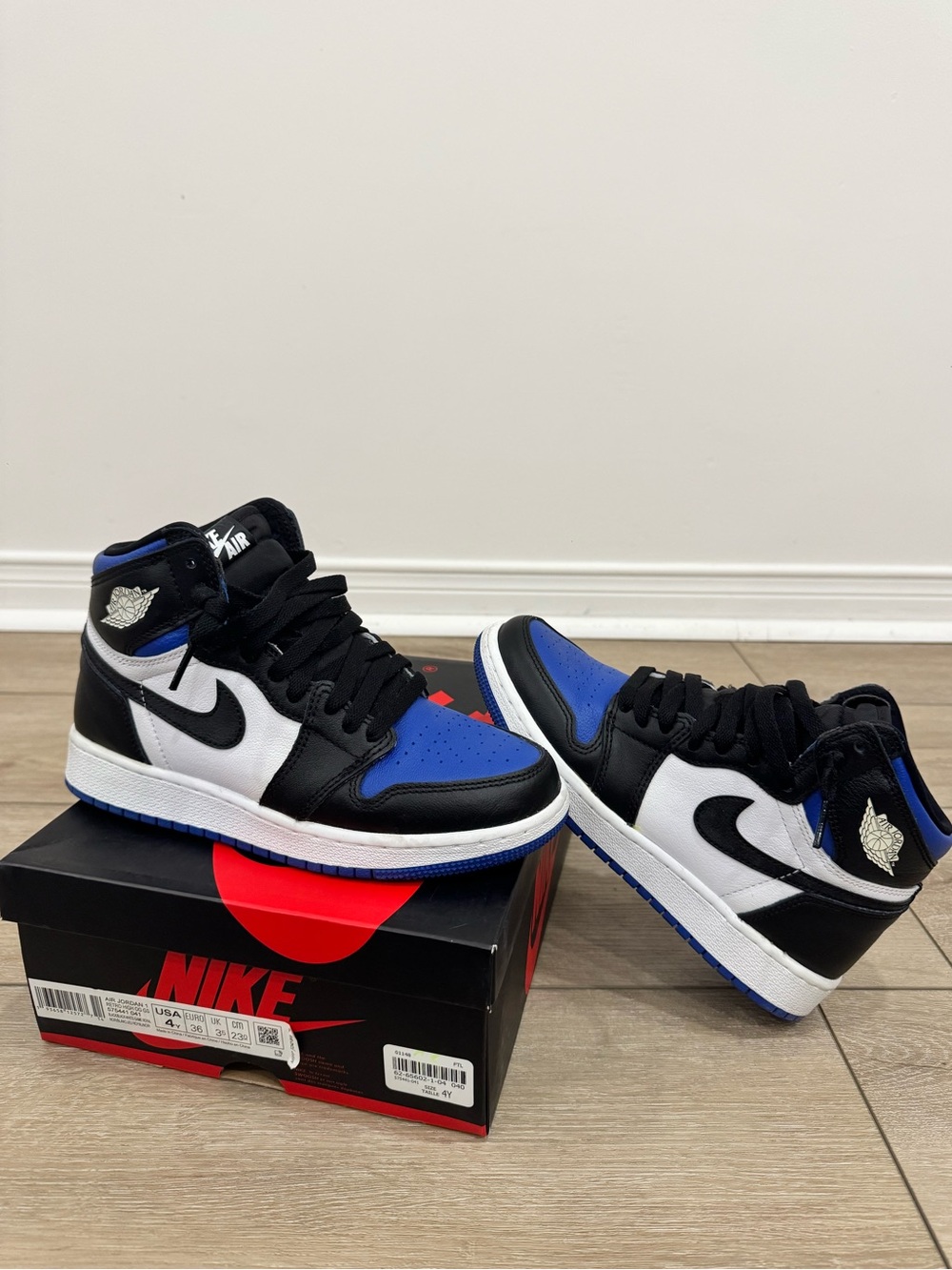 Jordan 1 Retro High Royal Toe